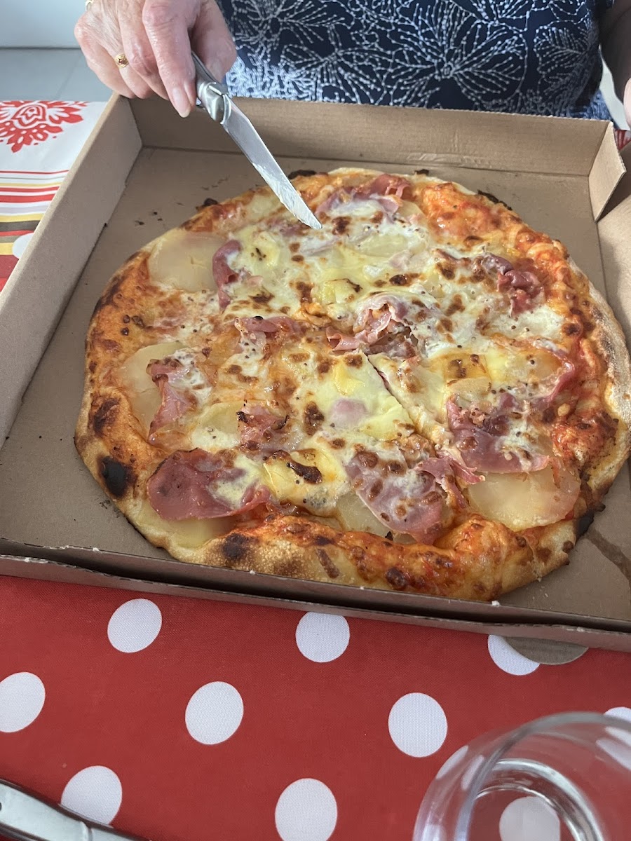 Chez Nico Pizzeria-7