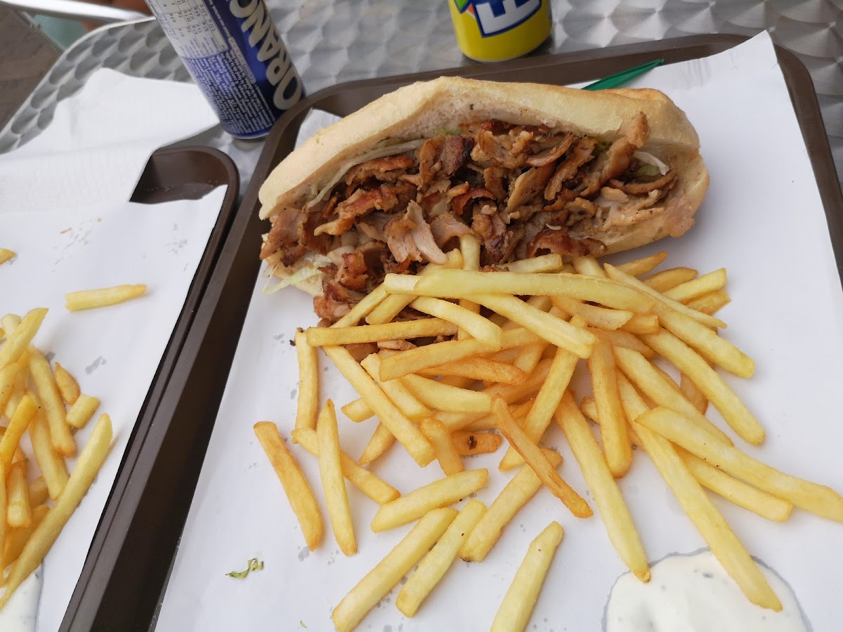 Chez Soi! Fast.food-5