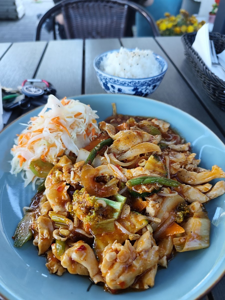 Chi Chi Viet-2