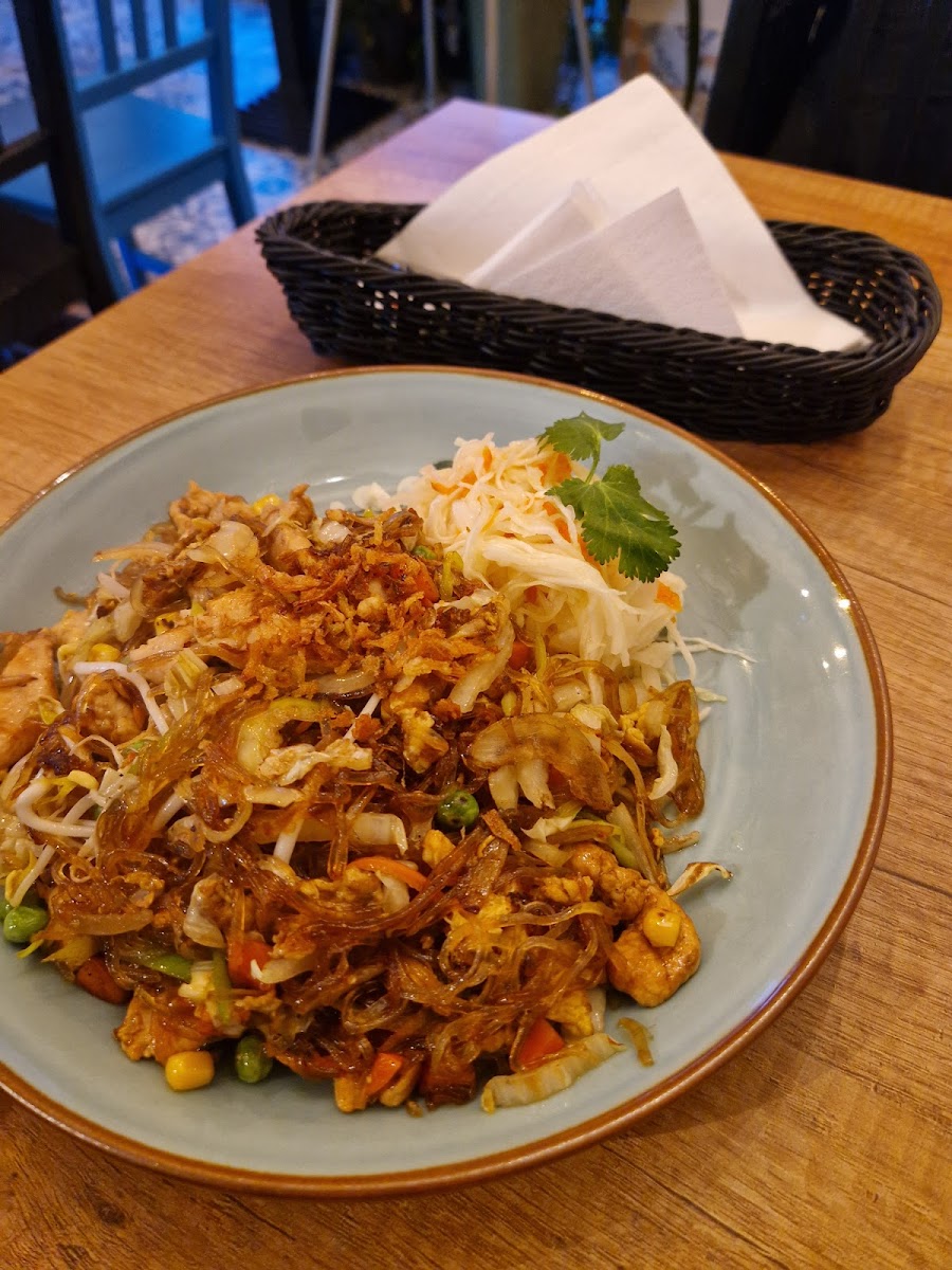Chi Chi Viet-8