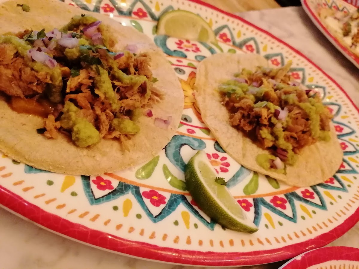 Chi Mexican Bar-6
