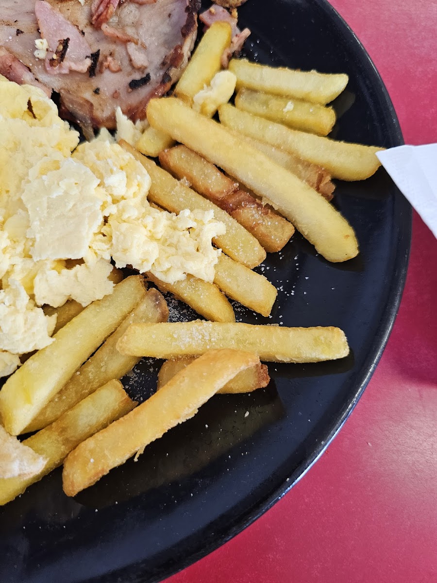 Chick-A-Dee-4