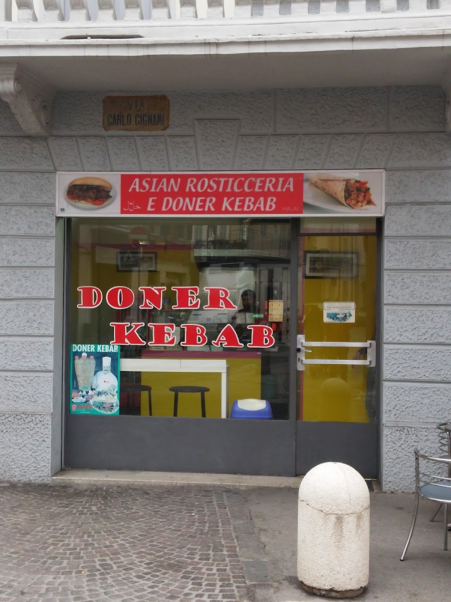 Chicken. Spot. ___ Pizza & Doner Kebab