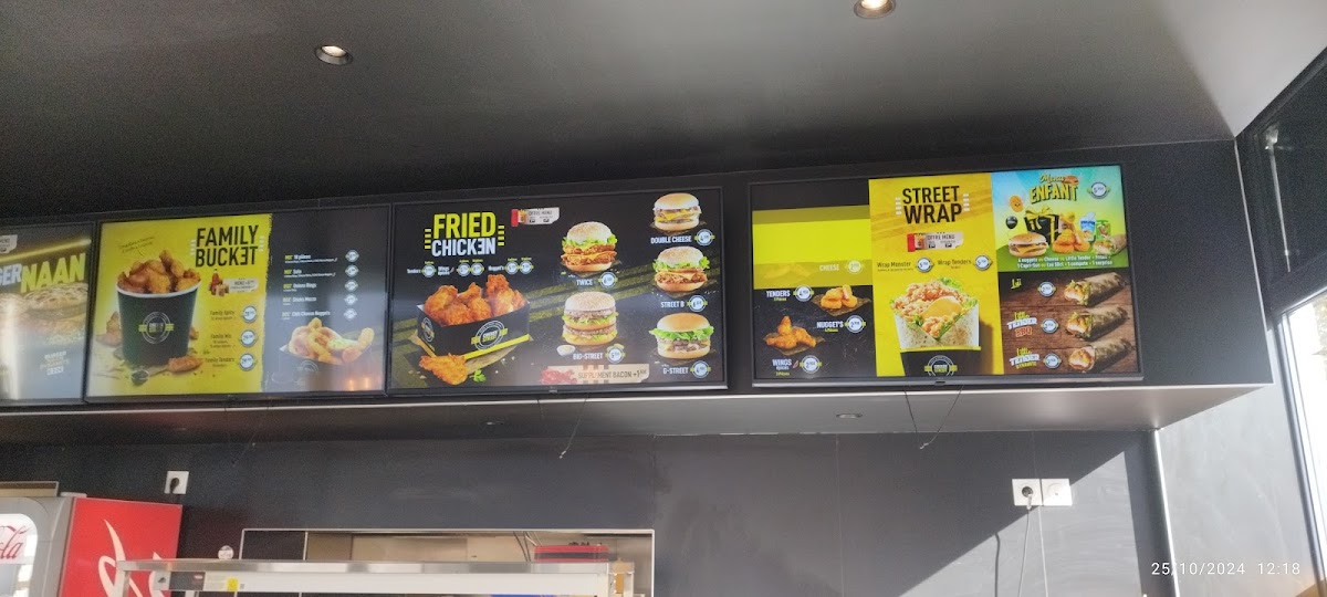 Menu Chicken Street Montargis Naan & Fried Chicken-4