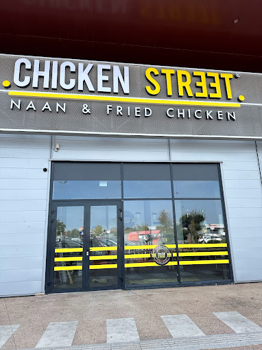 Chicken Street Vaulx-En-Velin Naan & Fried Chicken