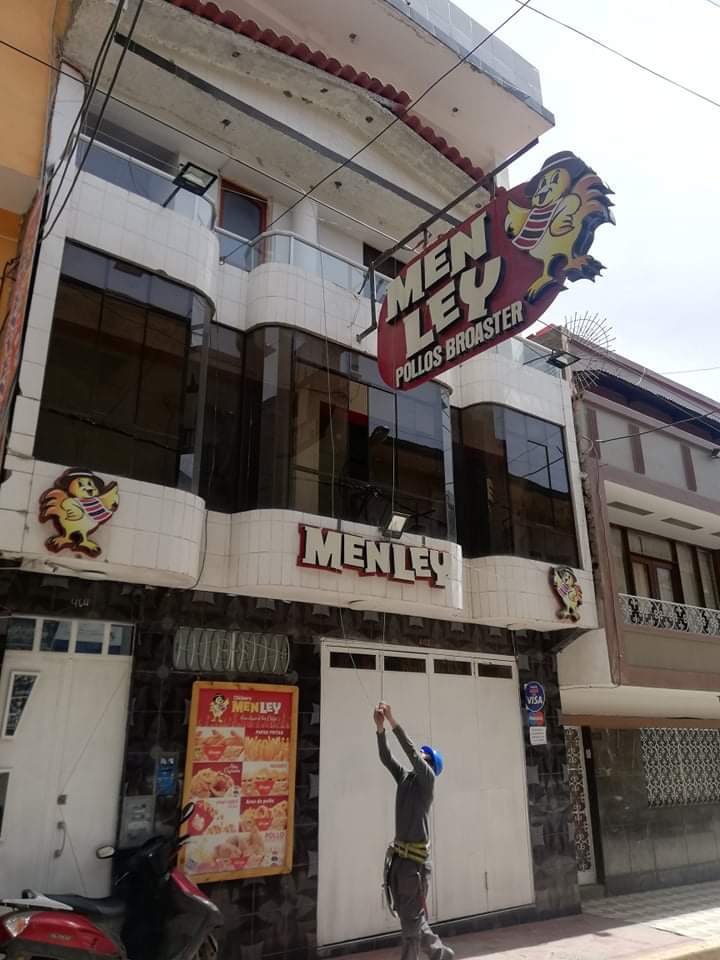 Chicken's Men Ley-2