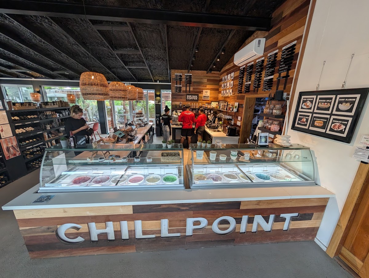 Chillpoint Placencia - Ice Cream, Coffee & Wine Lounge-4