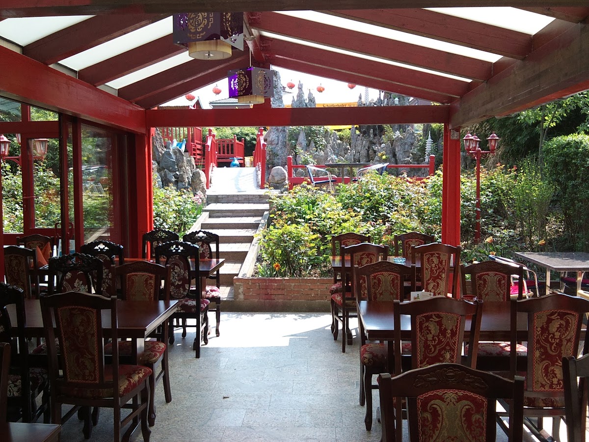 China Restaurant Feng-Hua