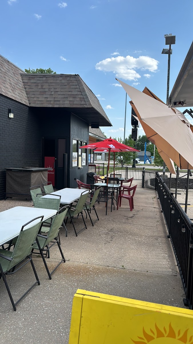 Chona's Restaurant - Schuyler
