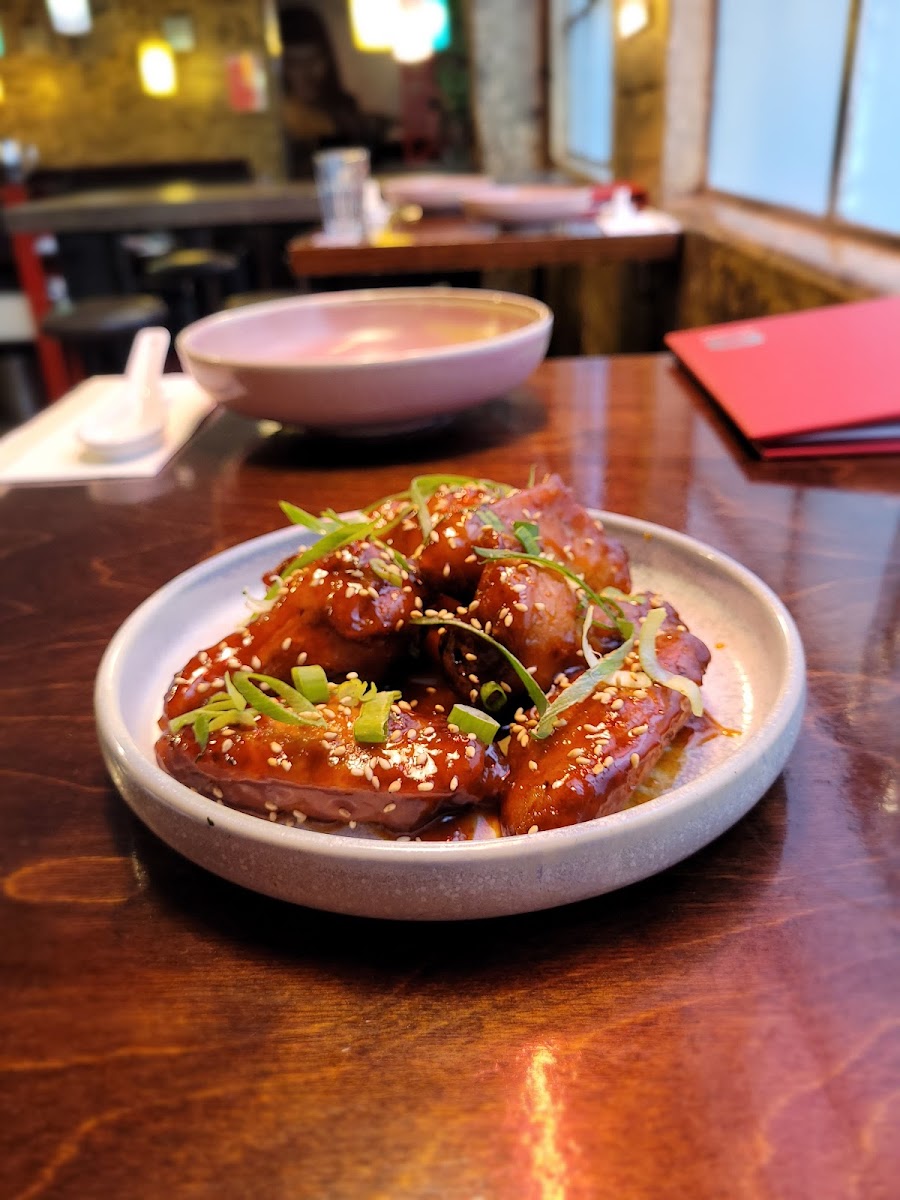 Chow Tory-10