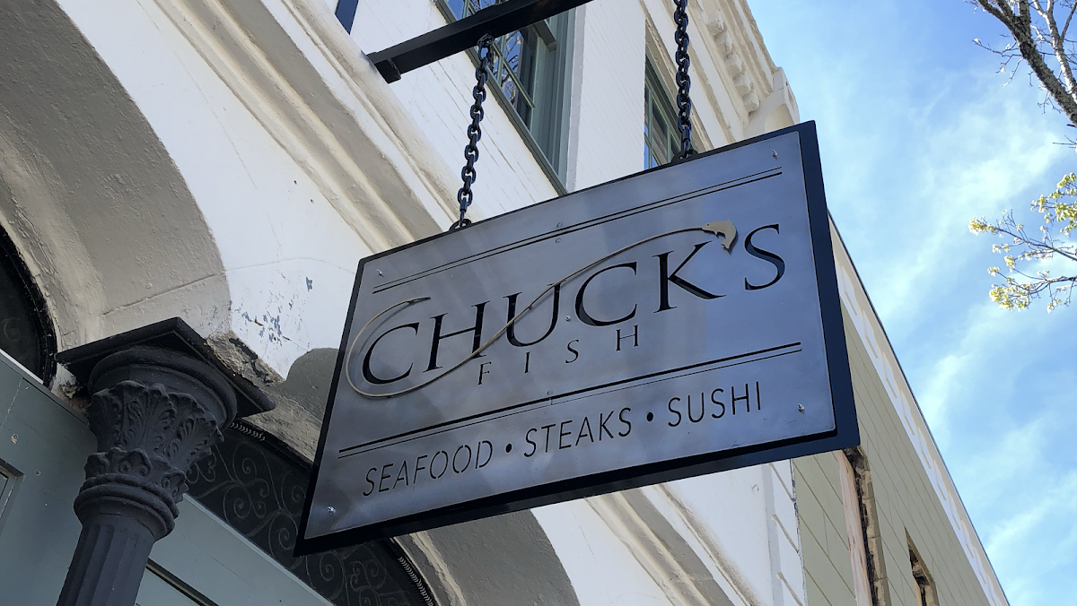 Chuck's Fish Mobile-4