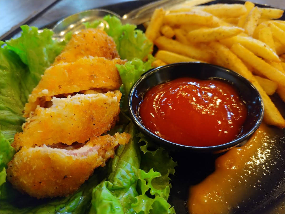 Cilamaya Cafe N Resto-10