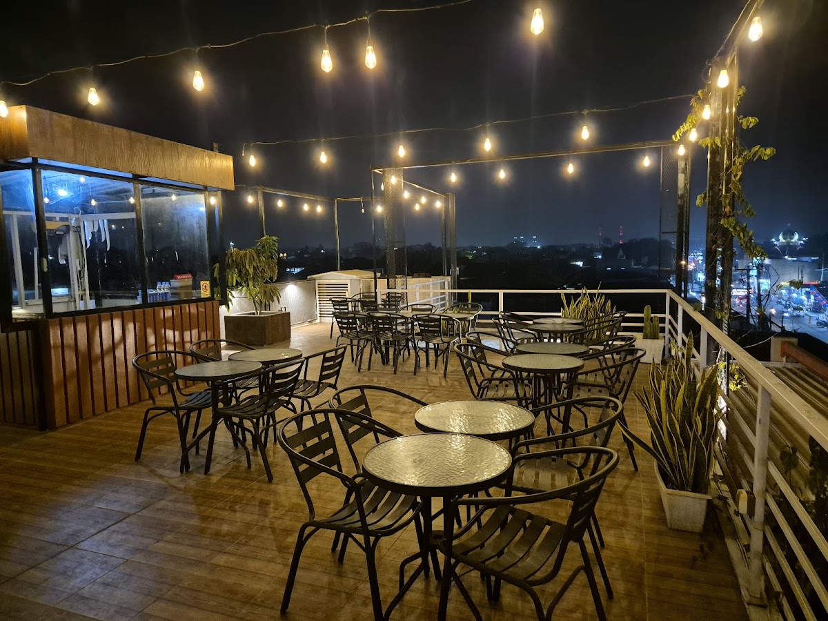 Cilamaya Cafe N Resto-4