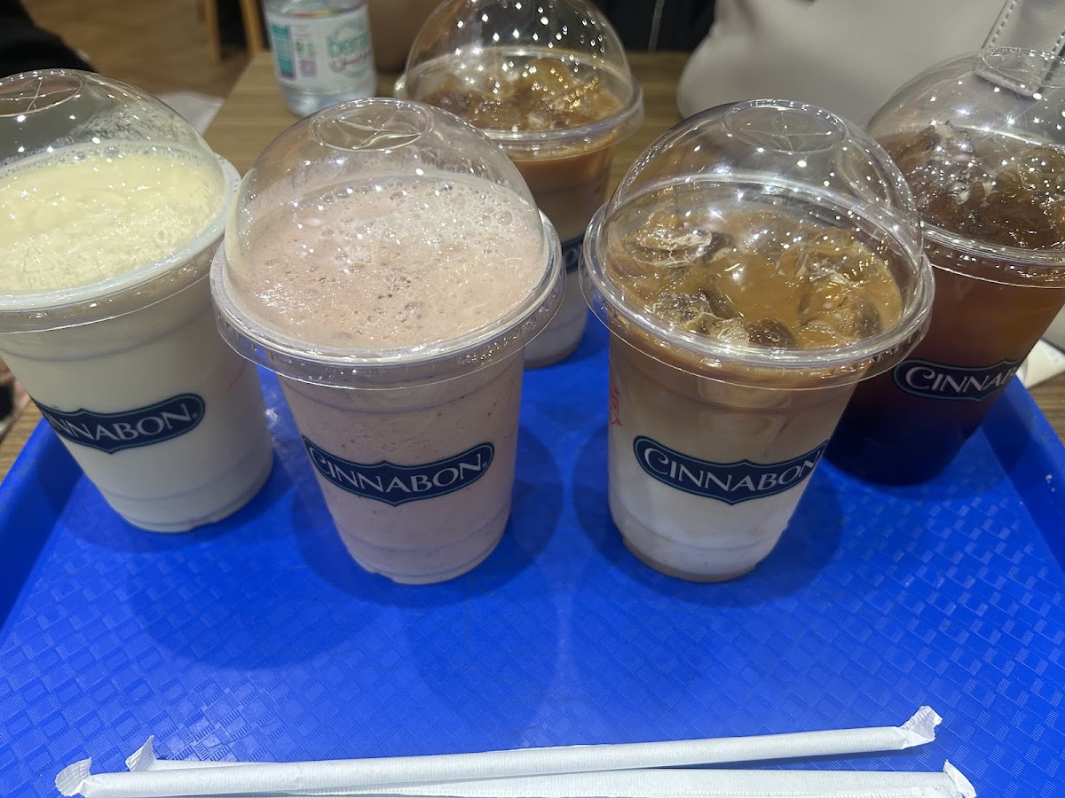 Cinnabon-6