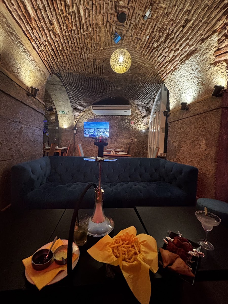Cinnamon Indian Tapas Bar | Cais Do Sodre-4