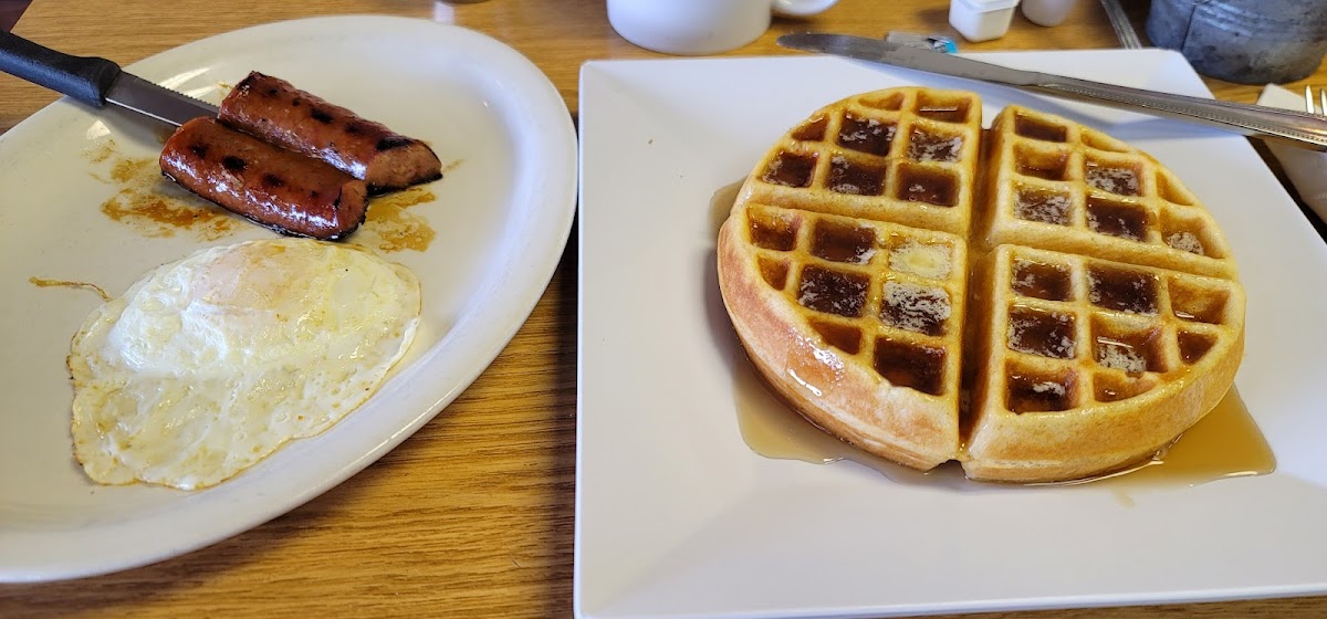 Cj's Cafe-10