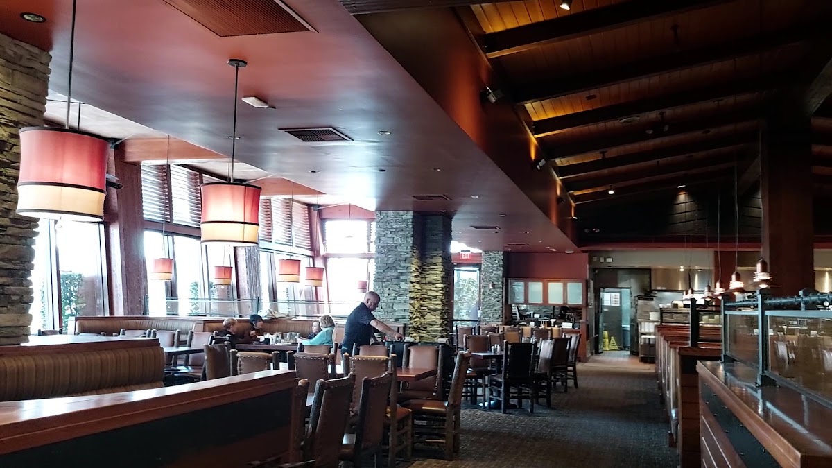 Claim Jumper Steakhouse & Bar- Costa Mesa-2