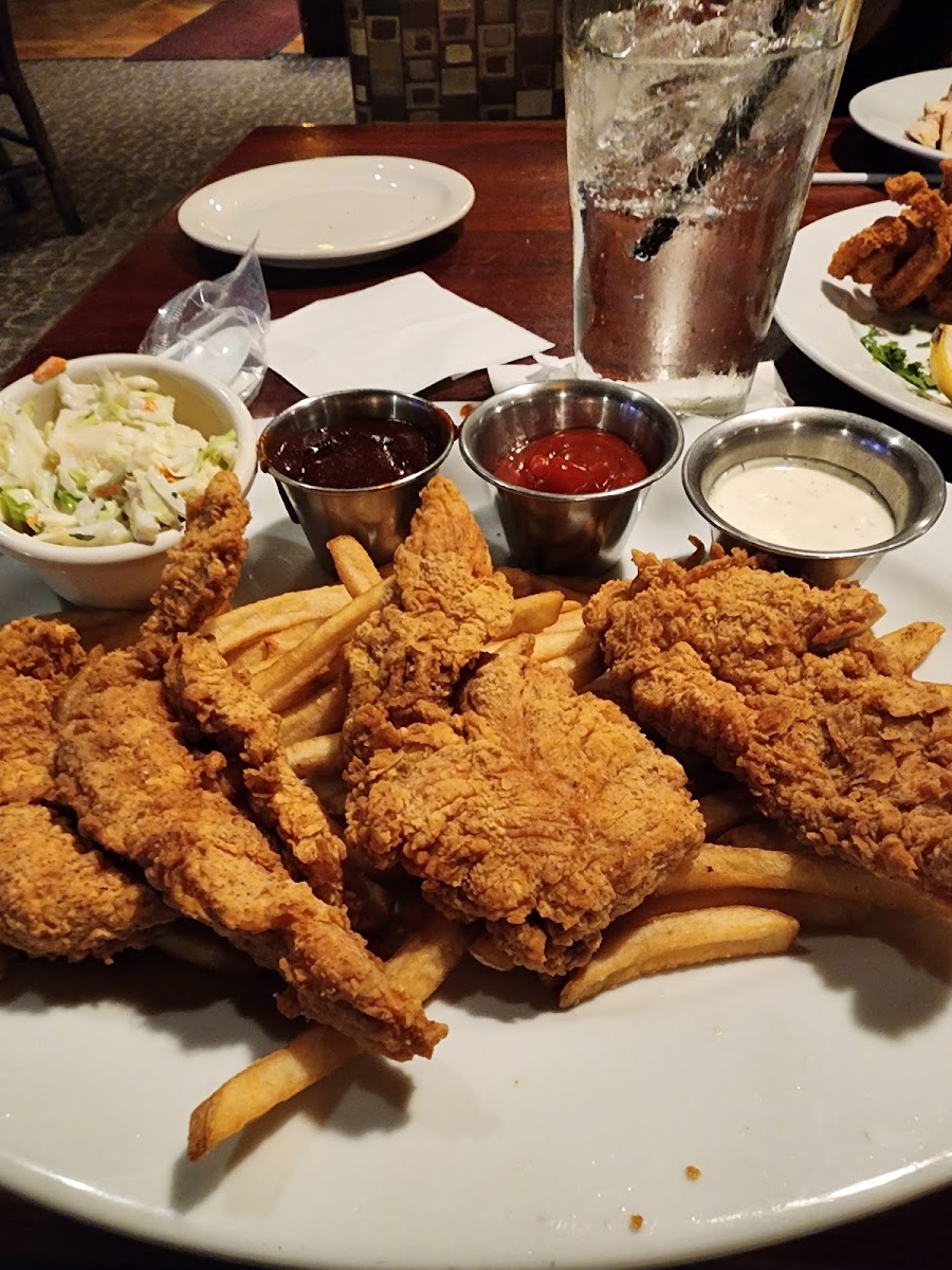 Claim Jumper Steakhouse & Bar- Costa Mesa-4