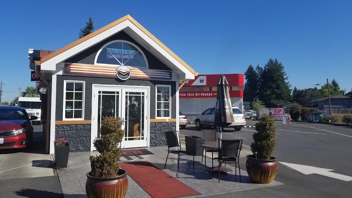 Classic Coffee Drive-Thru & Café-2