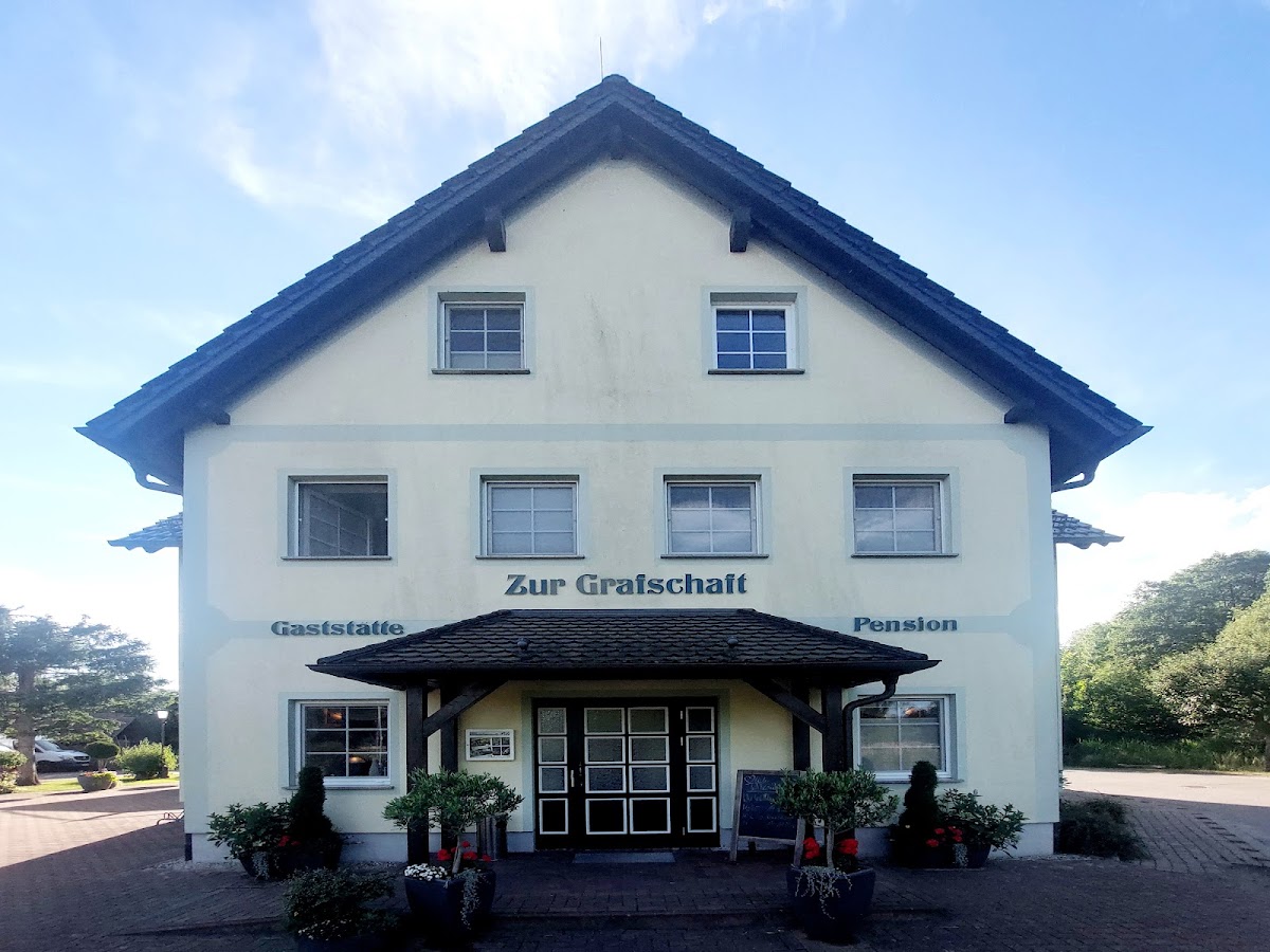 Claudia Graf Gaststatte & Pension Zur Grafschaft-4