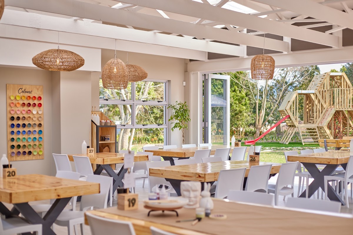 Clay Cafe George | Family Restaurant And Ceramic Painting