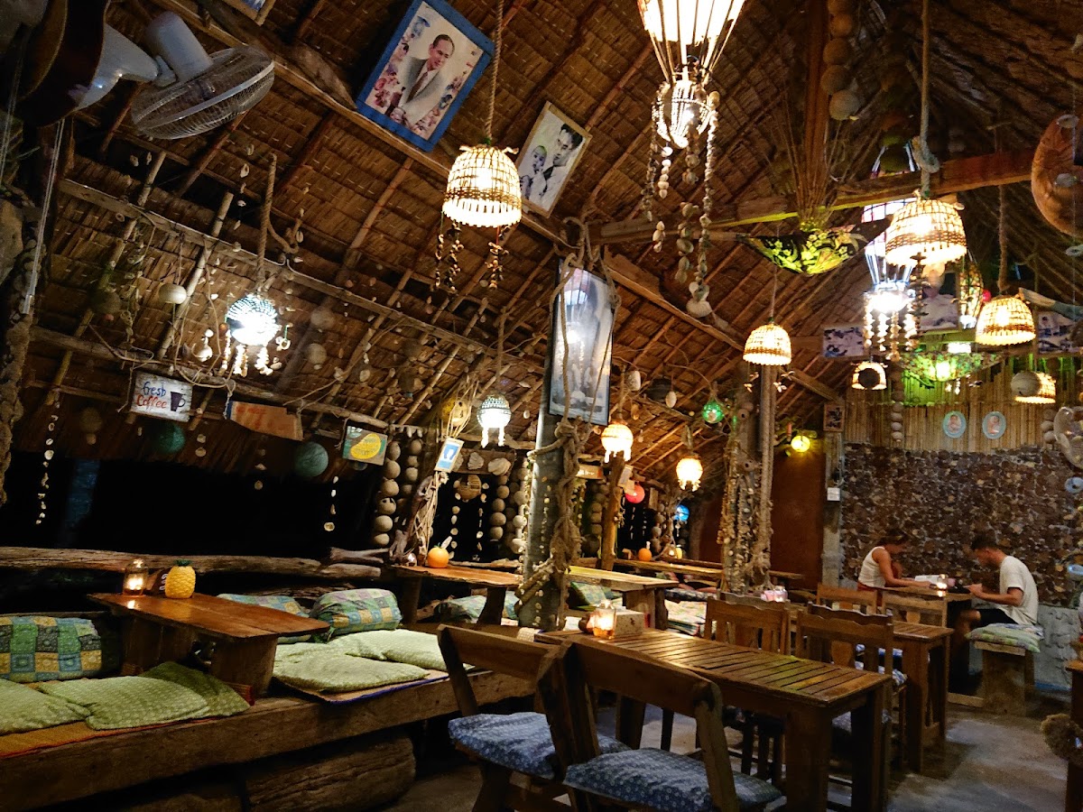 Cloud 9 Rastaurant & Bar-3