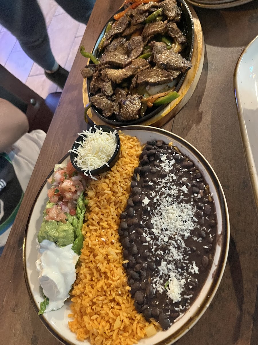 Coco Bar And Grill-3