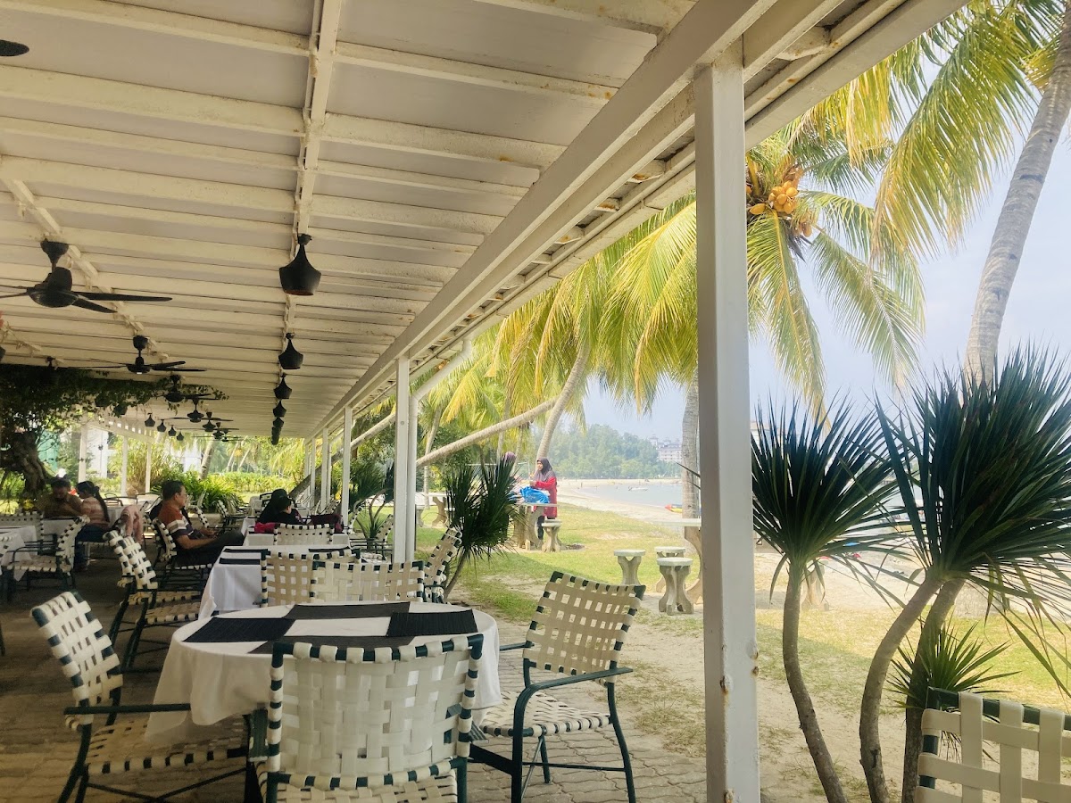 Coconut Grove Beach Restaurant
