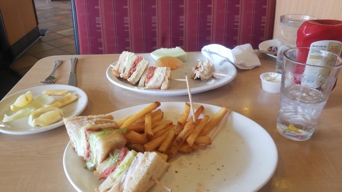 Coco's Bakery Restaurant-5