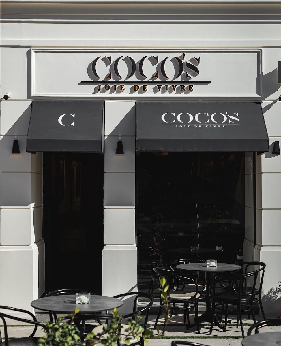 Coco's - Um Uthaina