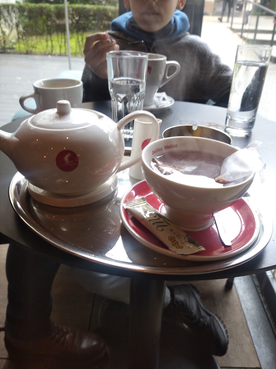 Coffee & Bar Zug-10