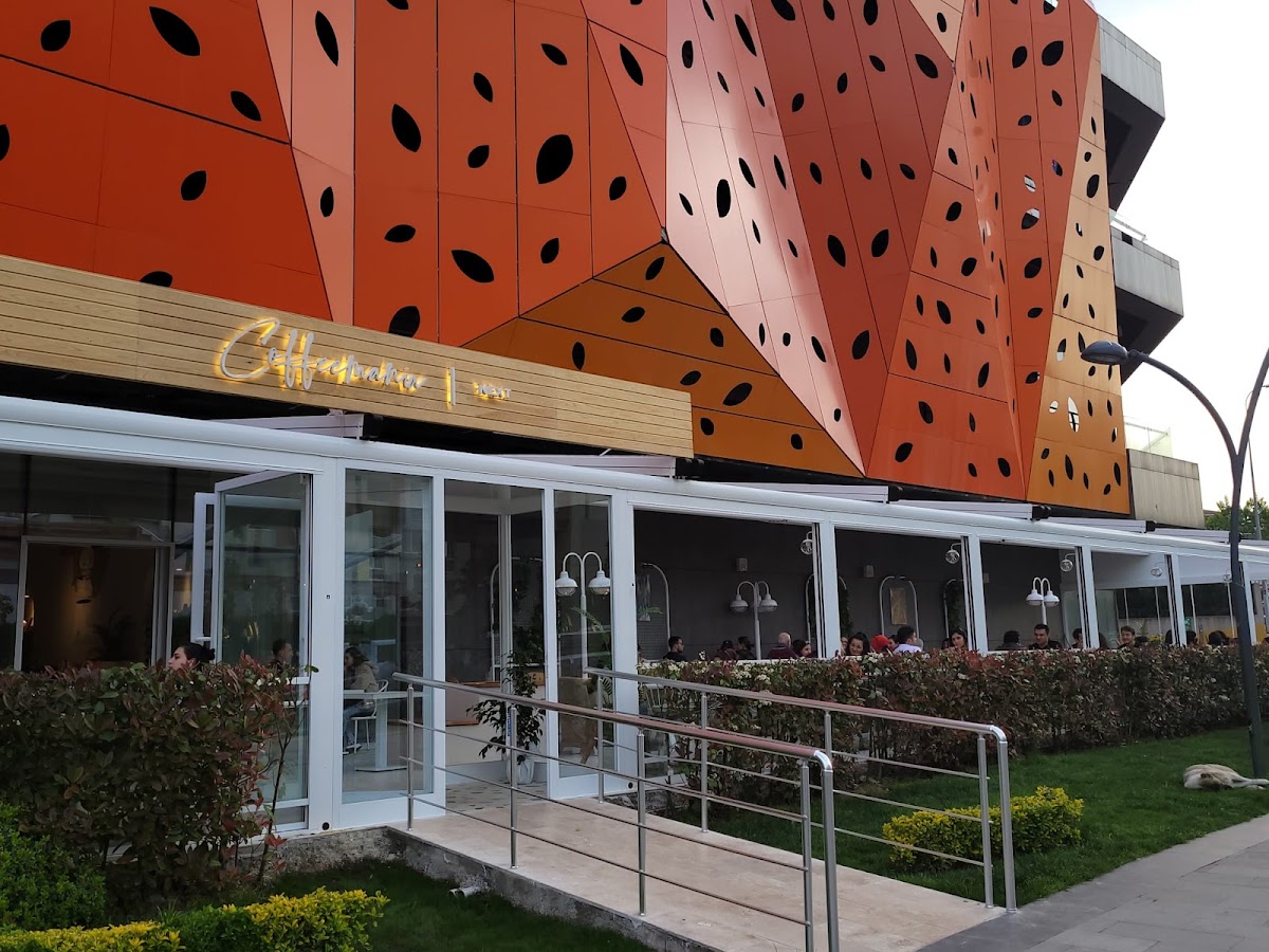 Coffeemania Next | Metrogarden