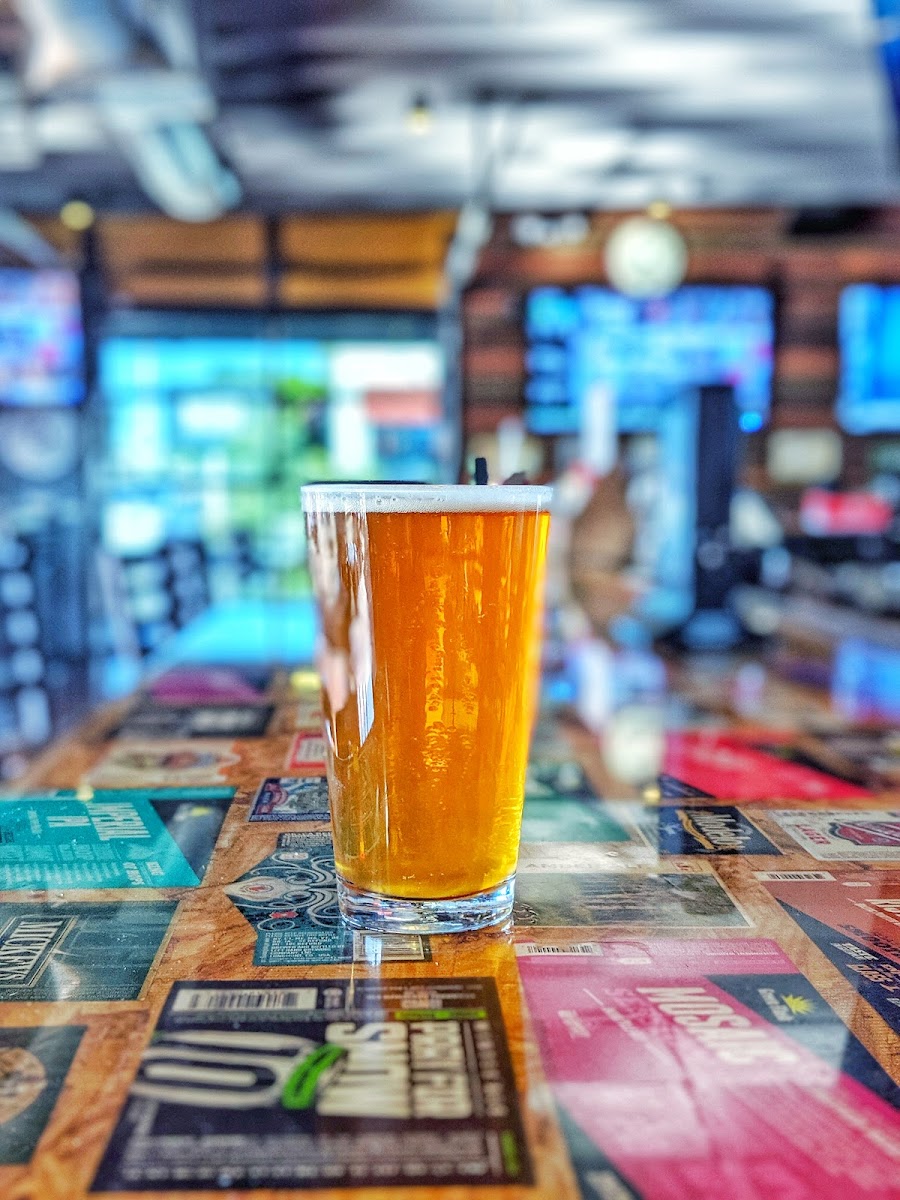 Cold Beers & Cheeseburgers-6