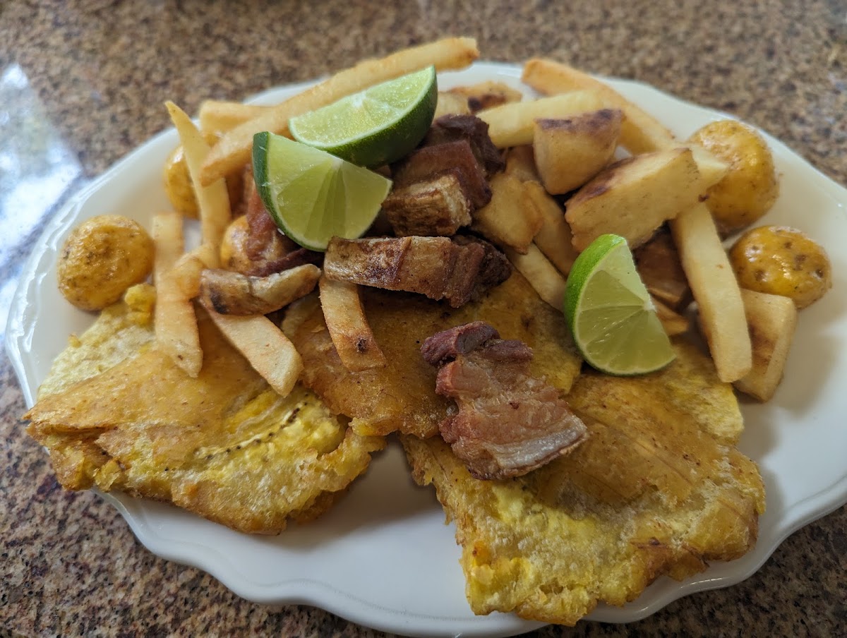 Colombian Resturant Brisas Del Valle #2-9