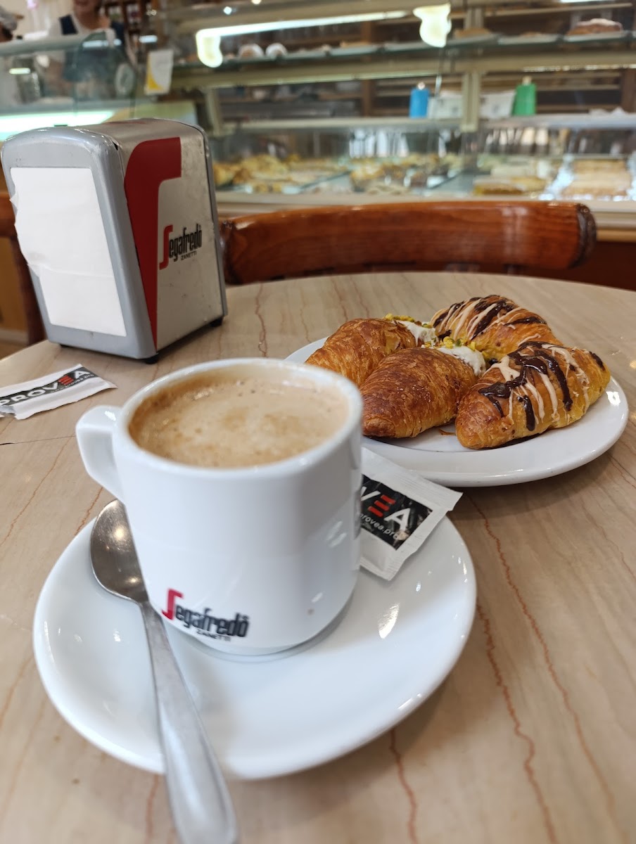 Comes Cafetería-7
