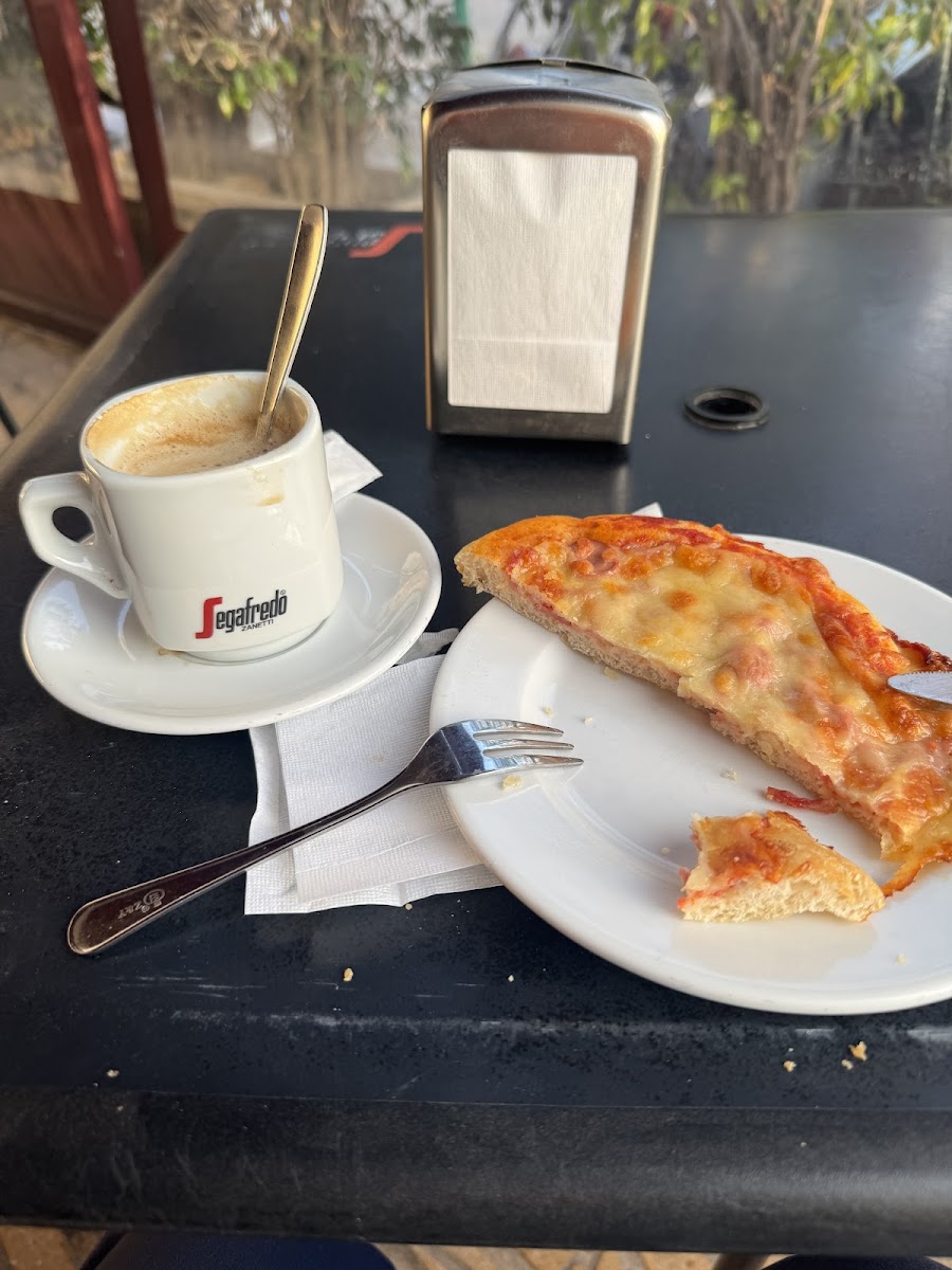 Comes Cafetería-8