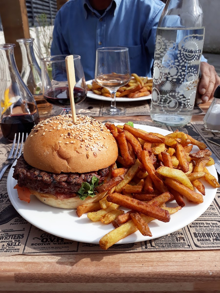 Comme A La Maison-9
