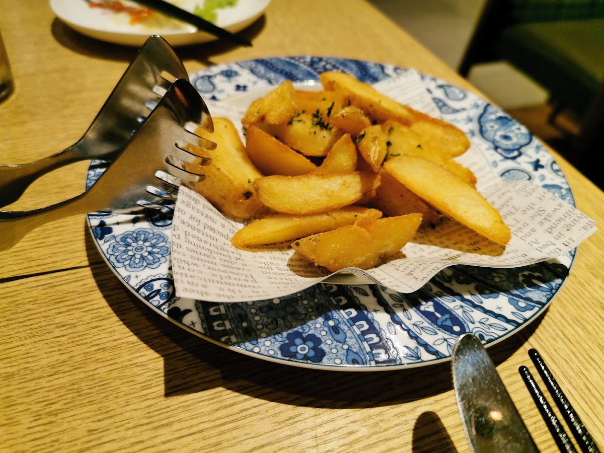 Common Cafe Shinjuku Higashiguchi-6