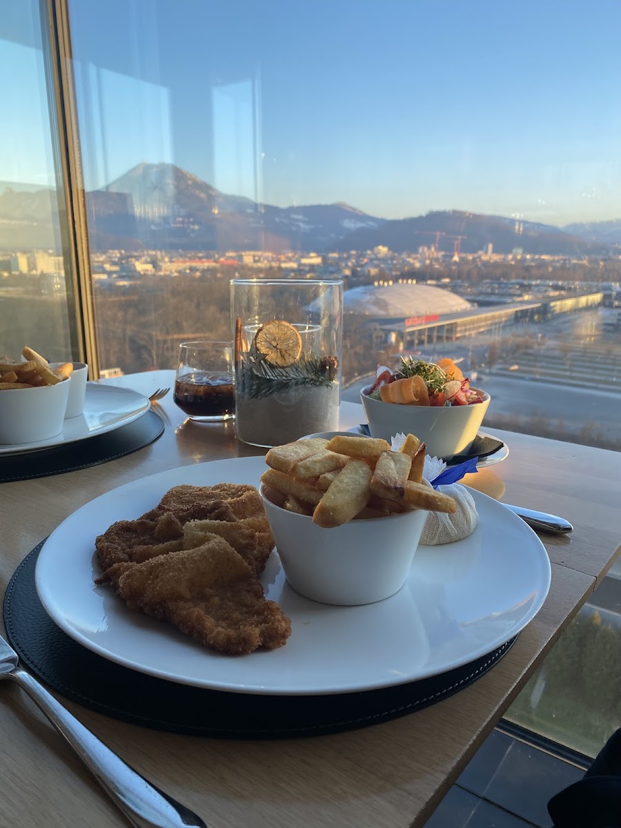 Cool Mama Hotel Salzburg Sky Restaurant Bar-10