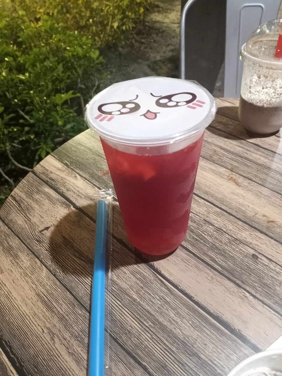 Cool Spot Ice Cream Rolls & Boba Teas-9