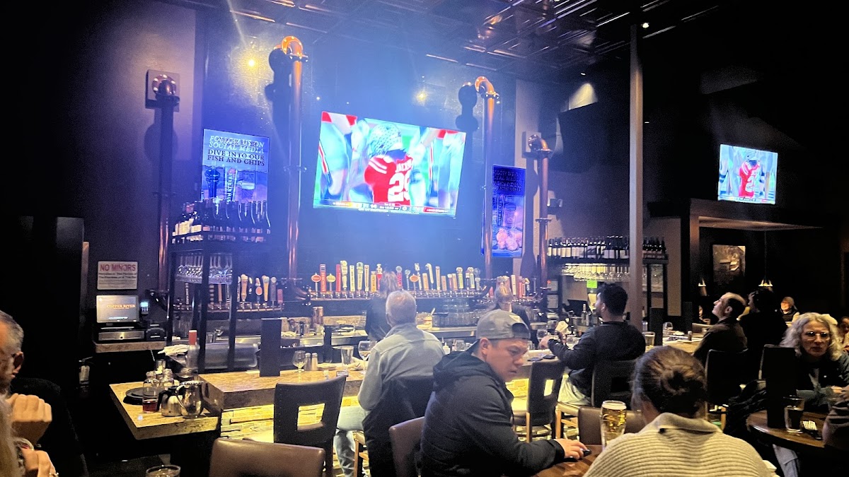 Copper River Restaurant & Bar-3