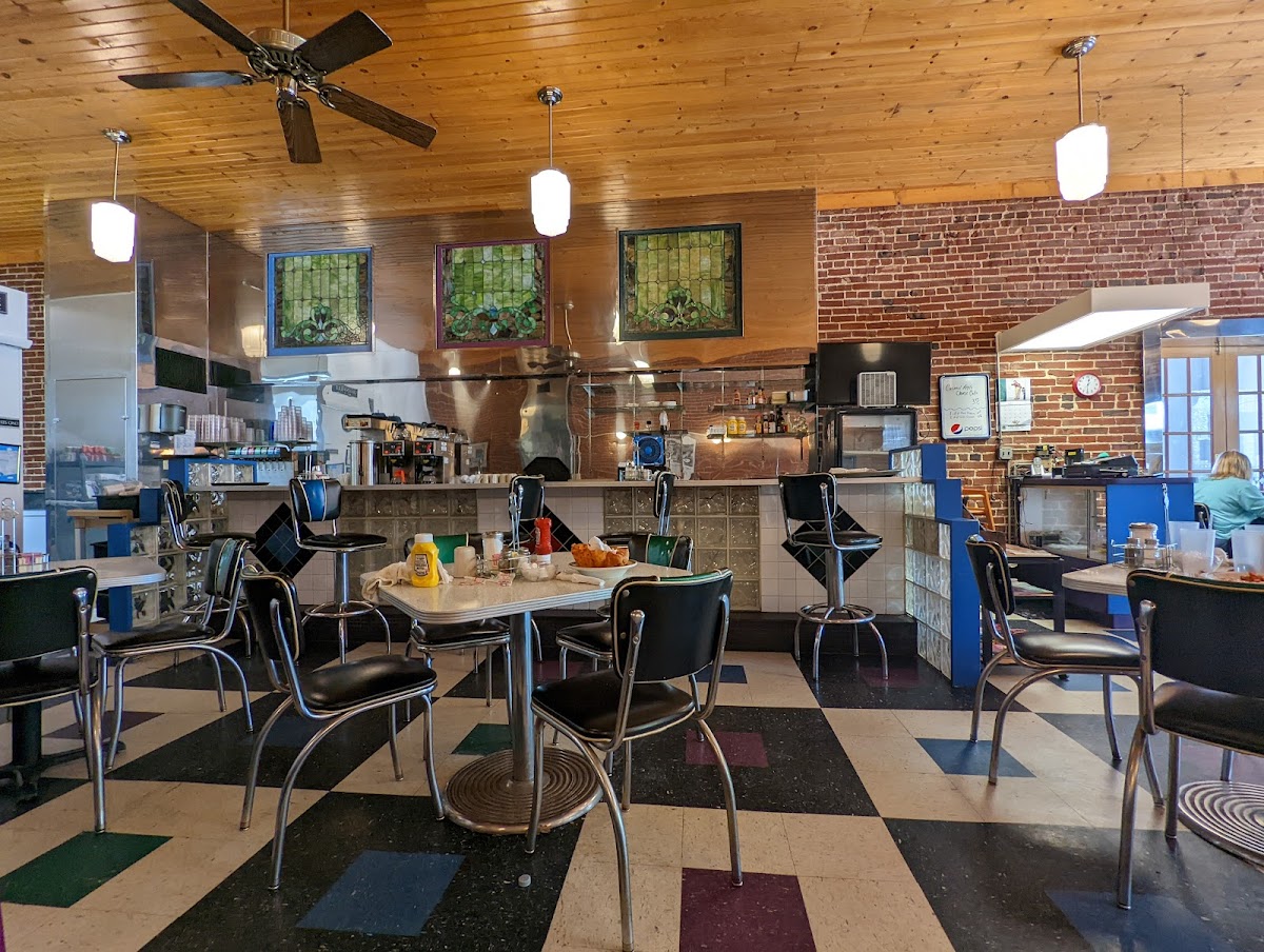 Corner Cafe
