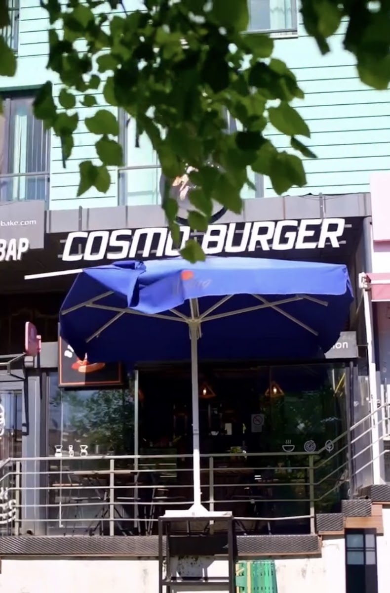 Cosmo Burger