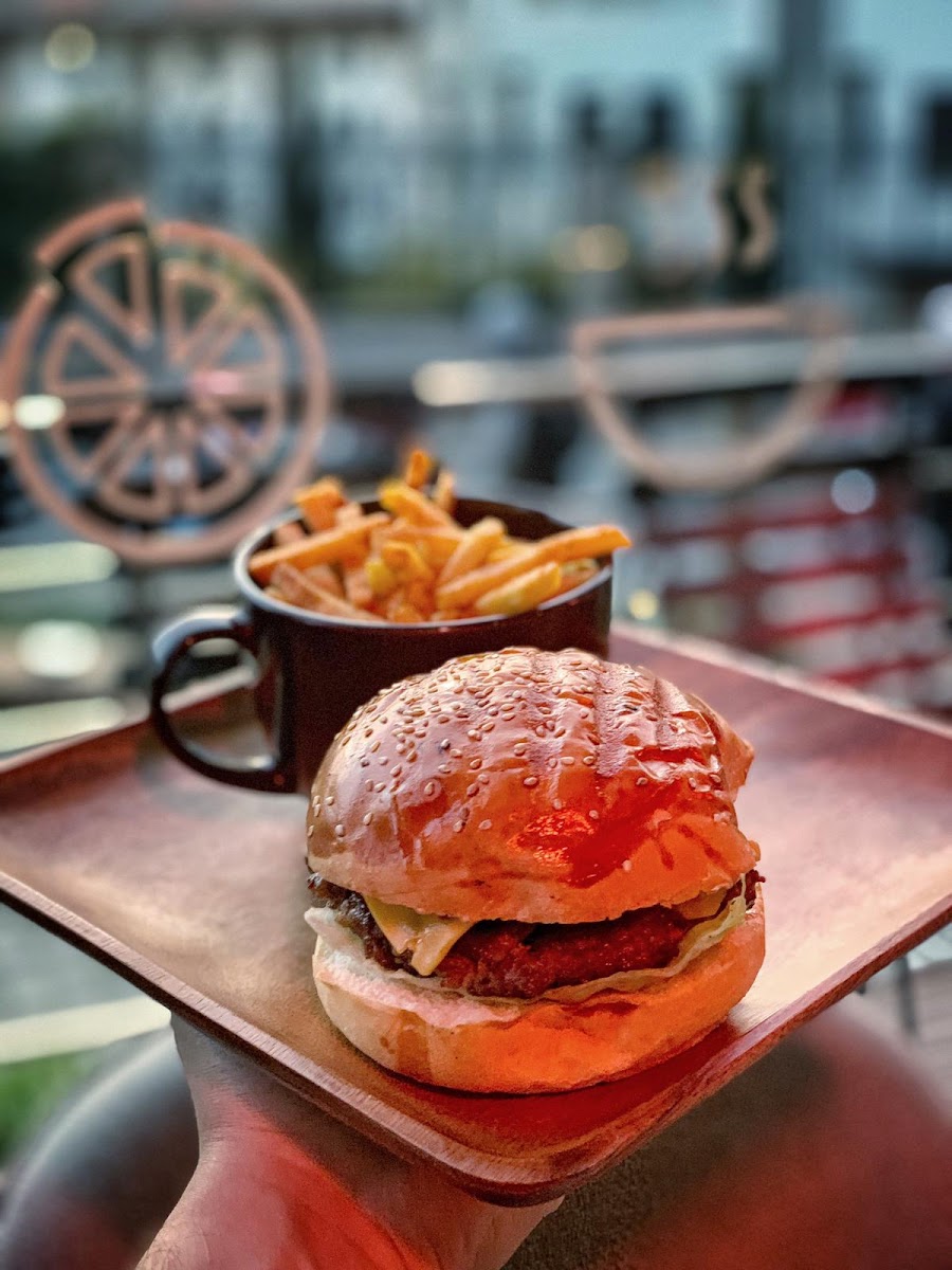 Cosmo Burger-6