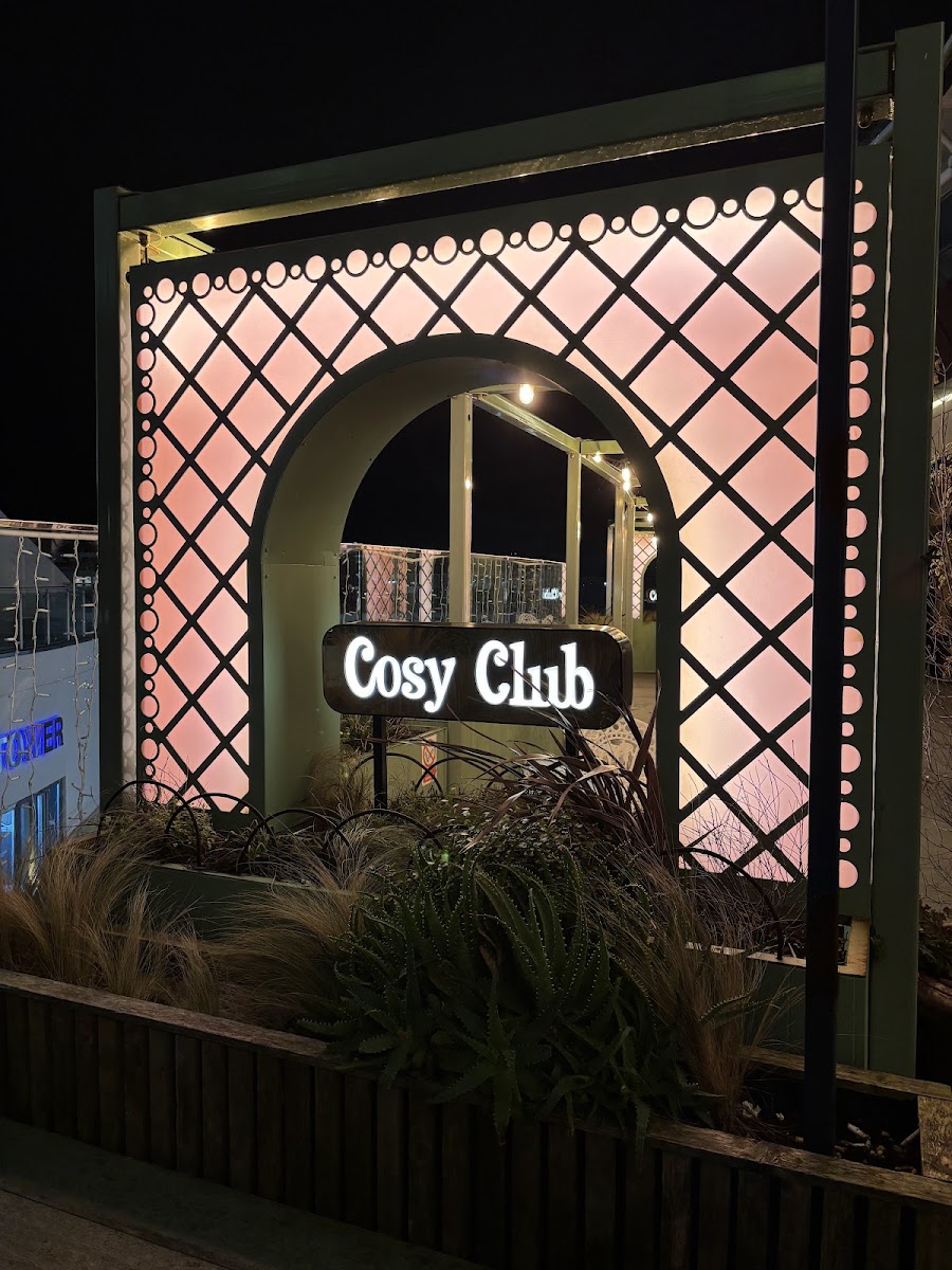 Cosy Club-3