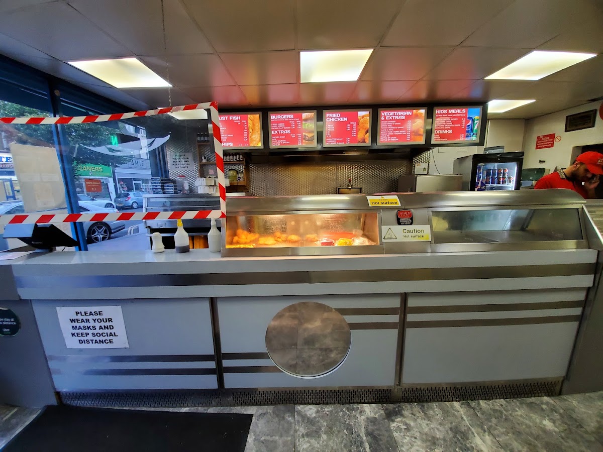 Coulsdon Fish & Chicken-3