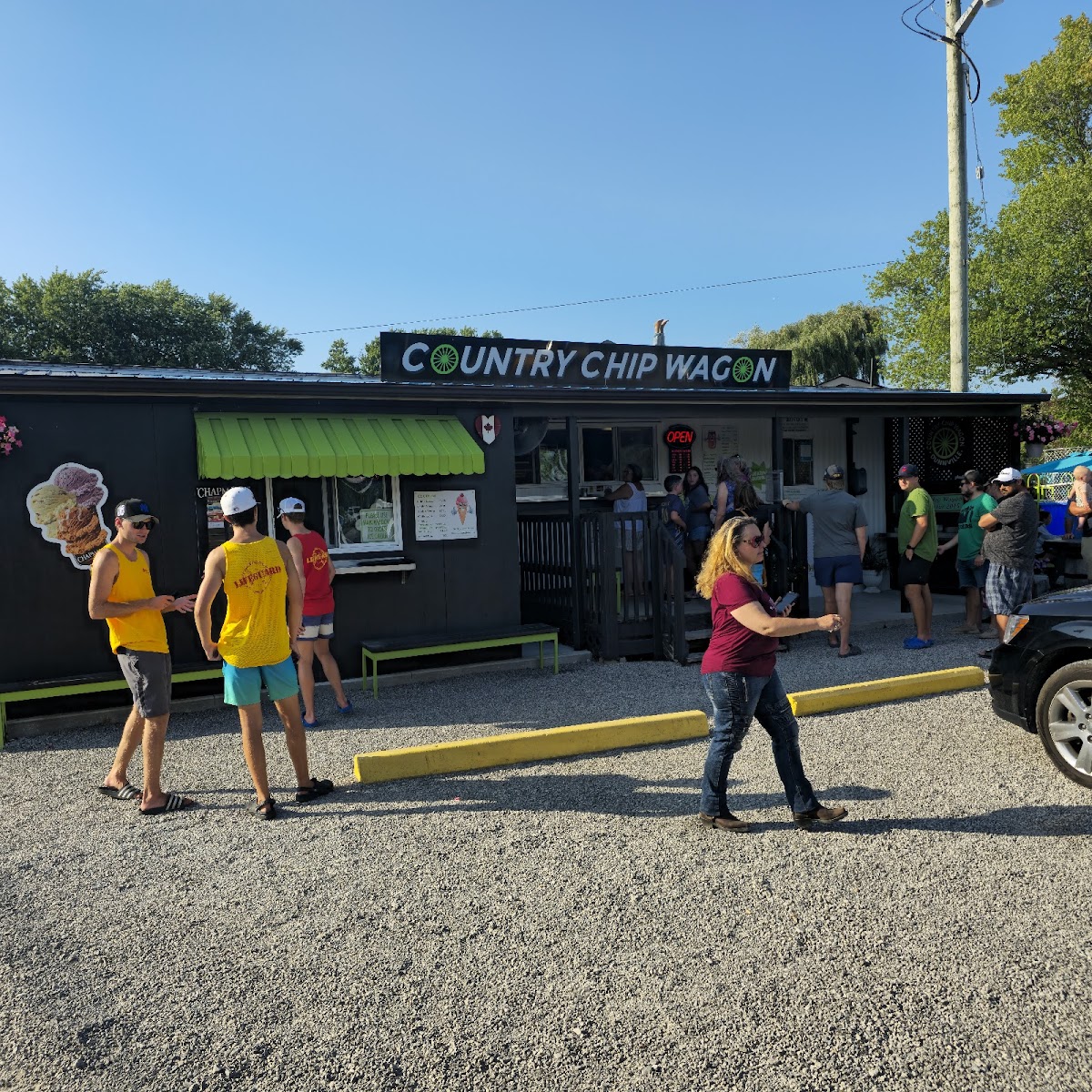Country Chip Wagon-3