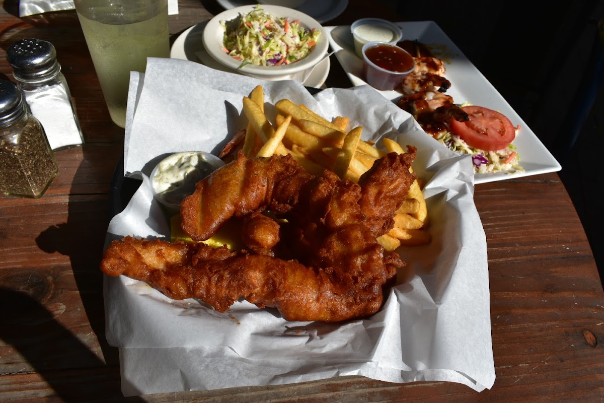 Cowboy Bar & Grill-4