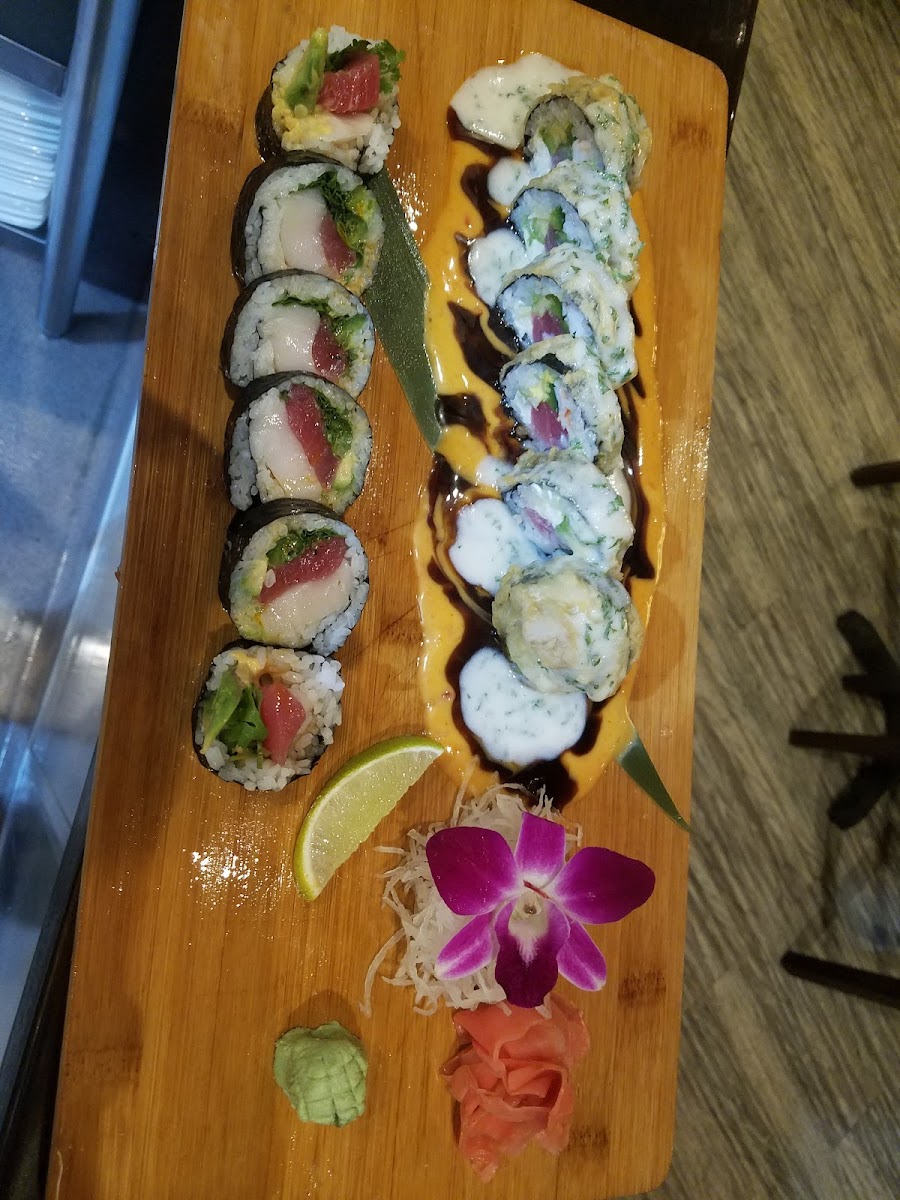 Crave Food & Drink Roseville-6