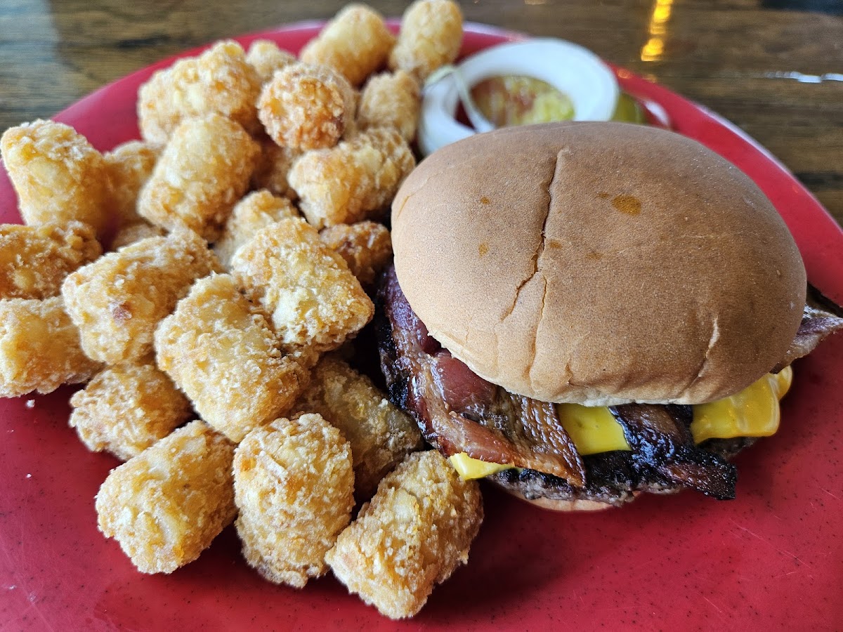 Crazy Mule Restaurant And Catering-3